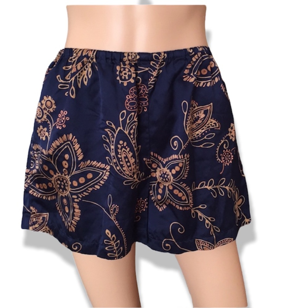 Vintage Victoria Secret silk navy pattern boy shorts
